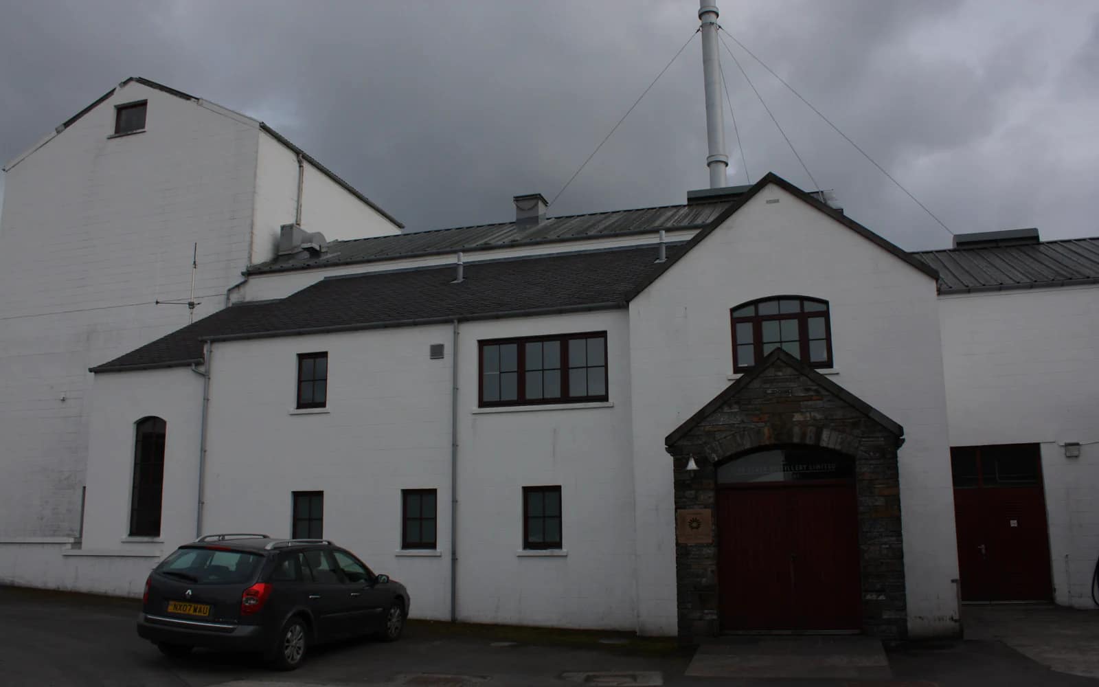 Landscape photograph of Scapa distillery.