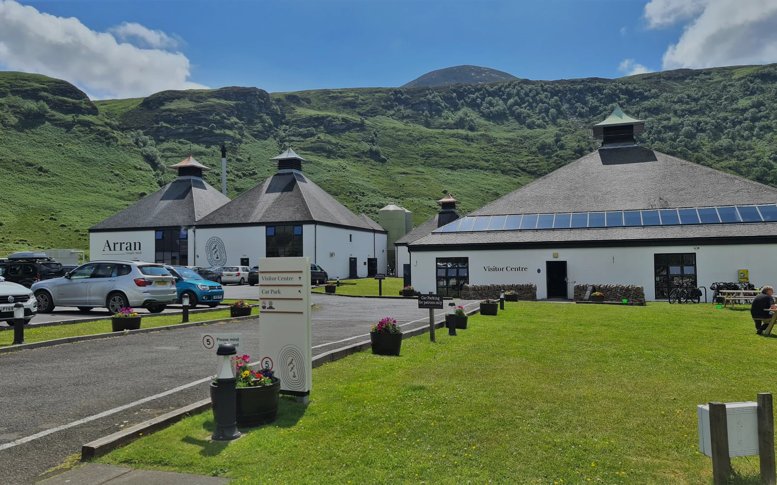 Landscape photograph of Lochranza distillery.