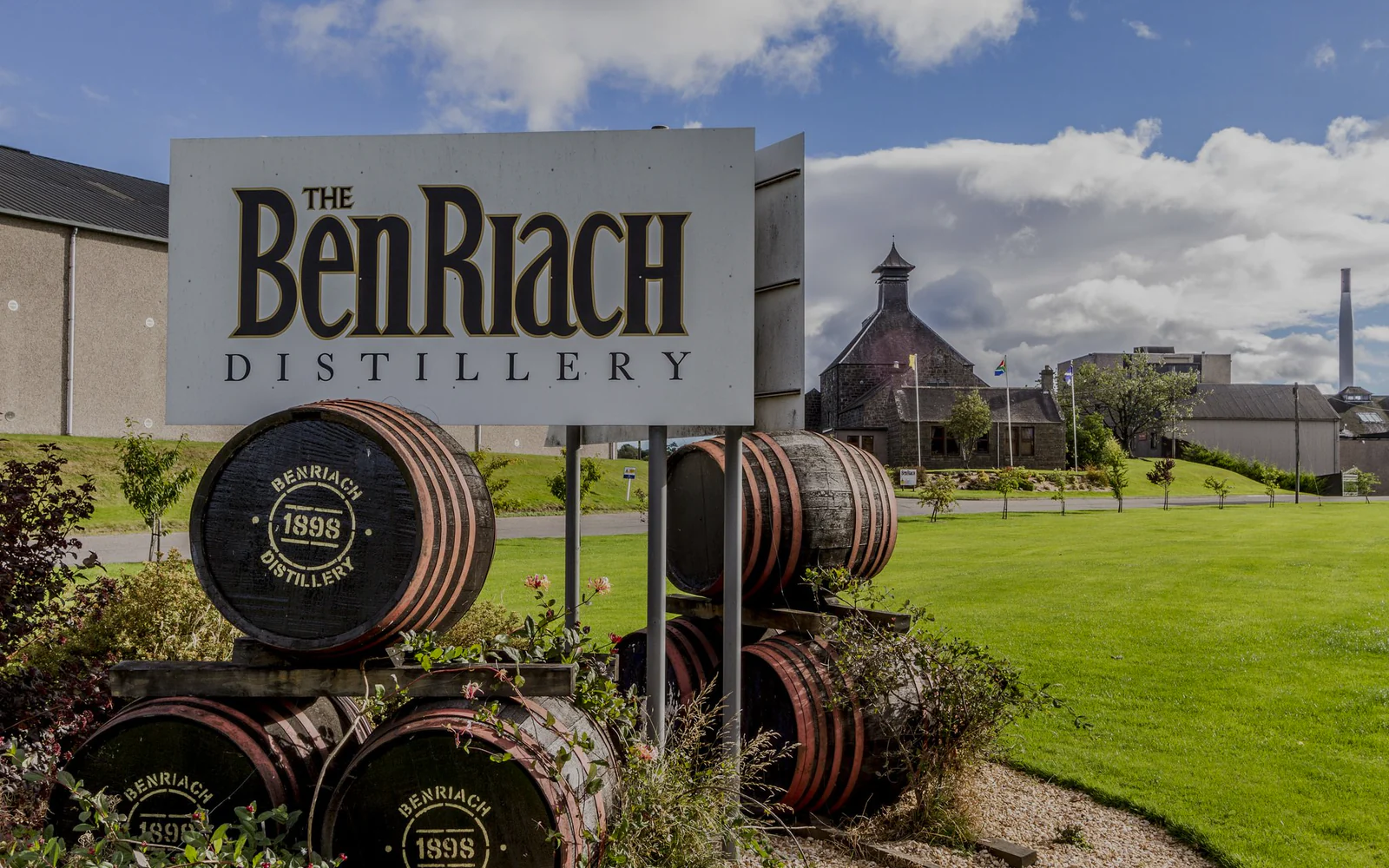 Landscape photograph of Benriach distillery.