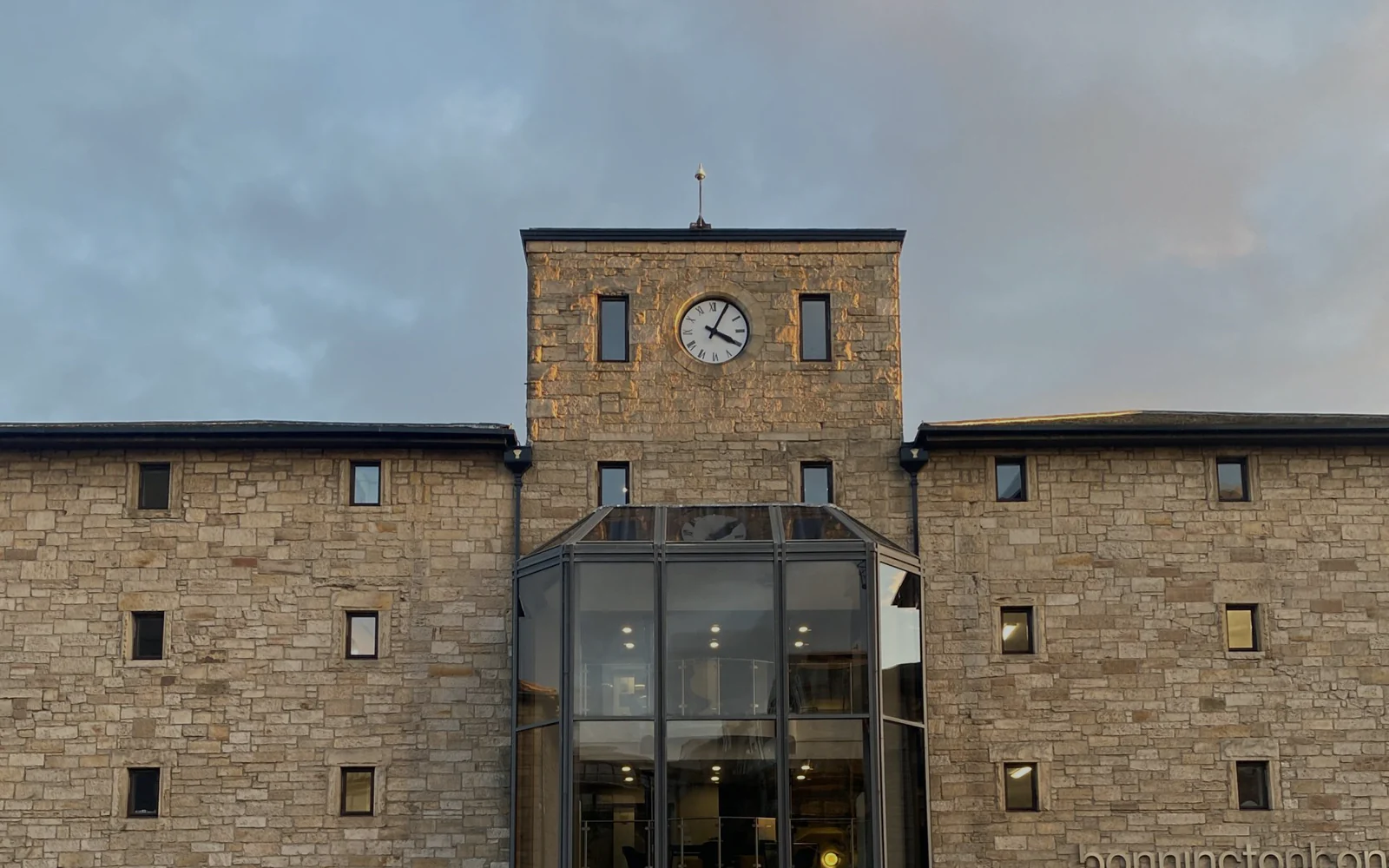 Landscape photograph of Bonnington distillery.