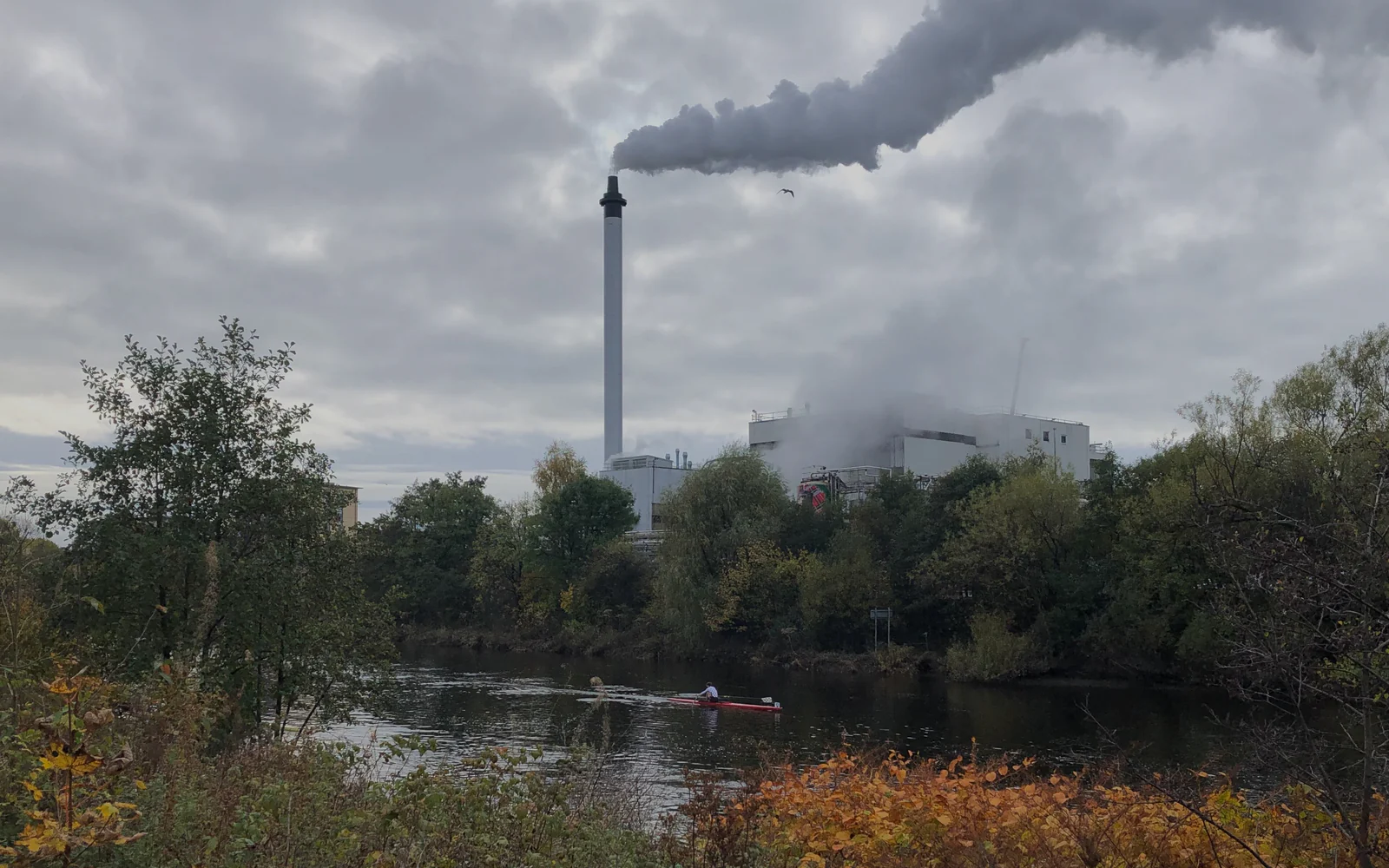 Landscape photograph of Strathclyde distillery.