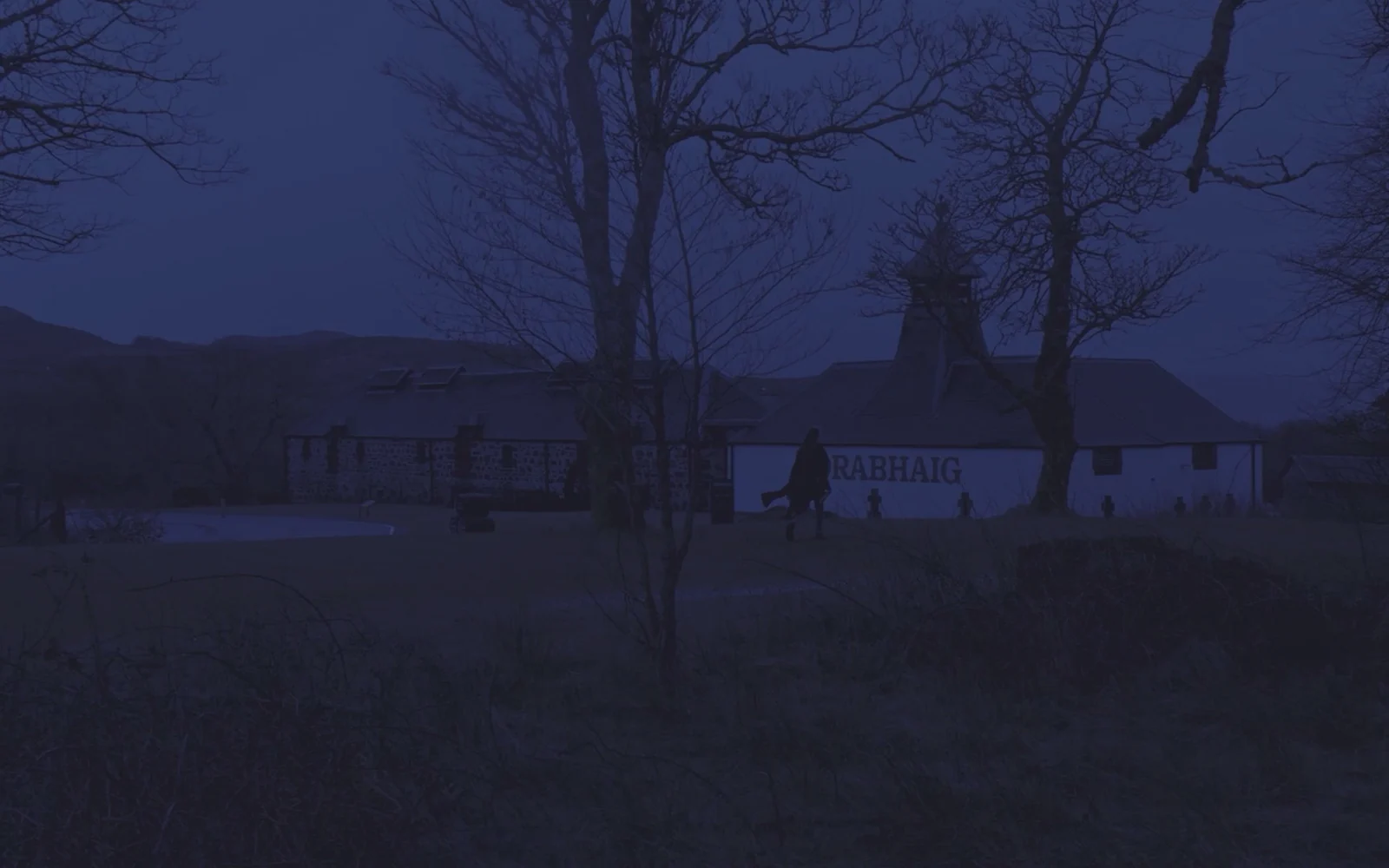 Landscape photograph of Torabhaig distillery.