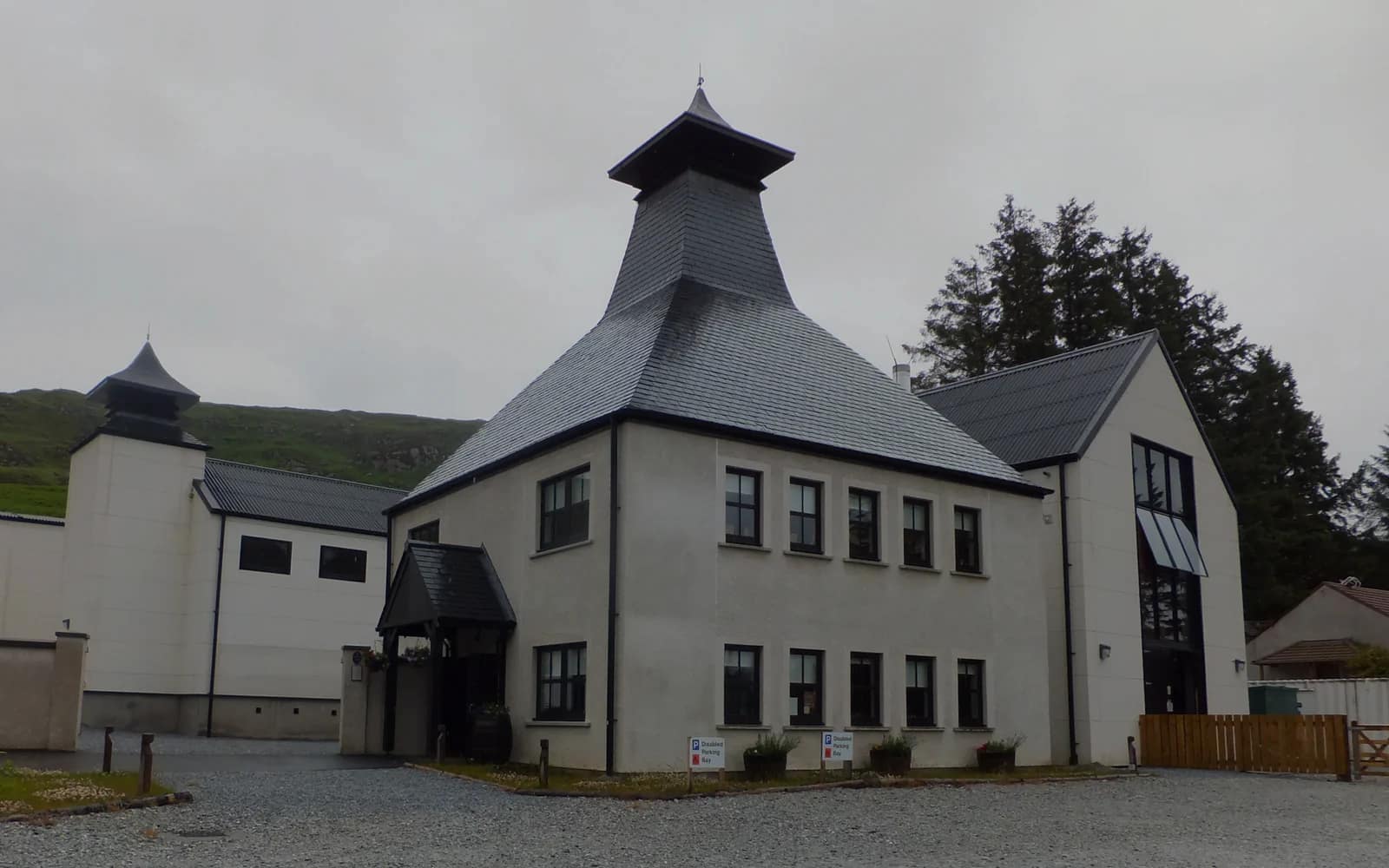 Landscape photograph of Ardnamurchan distillery.