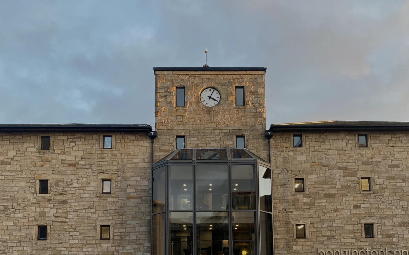 Landscape photograph of Bonnington distillery.