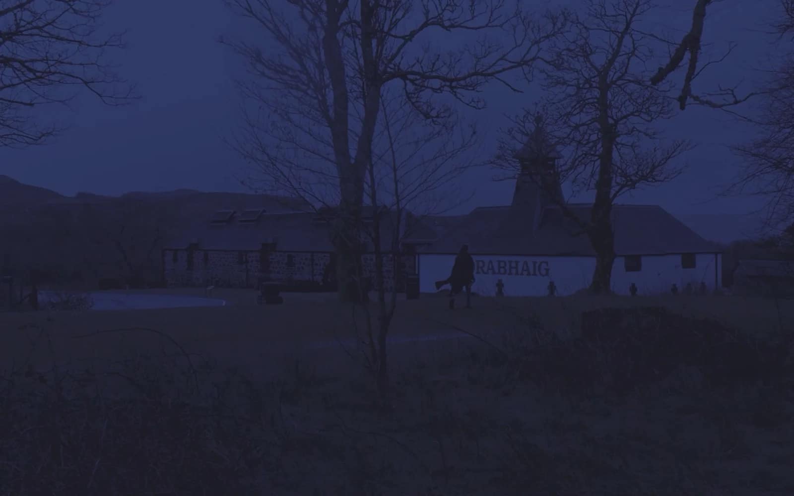 Landscape photograph of Torabhaig distillery.